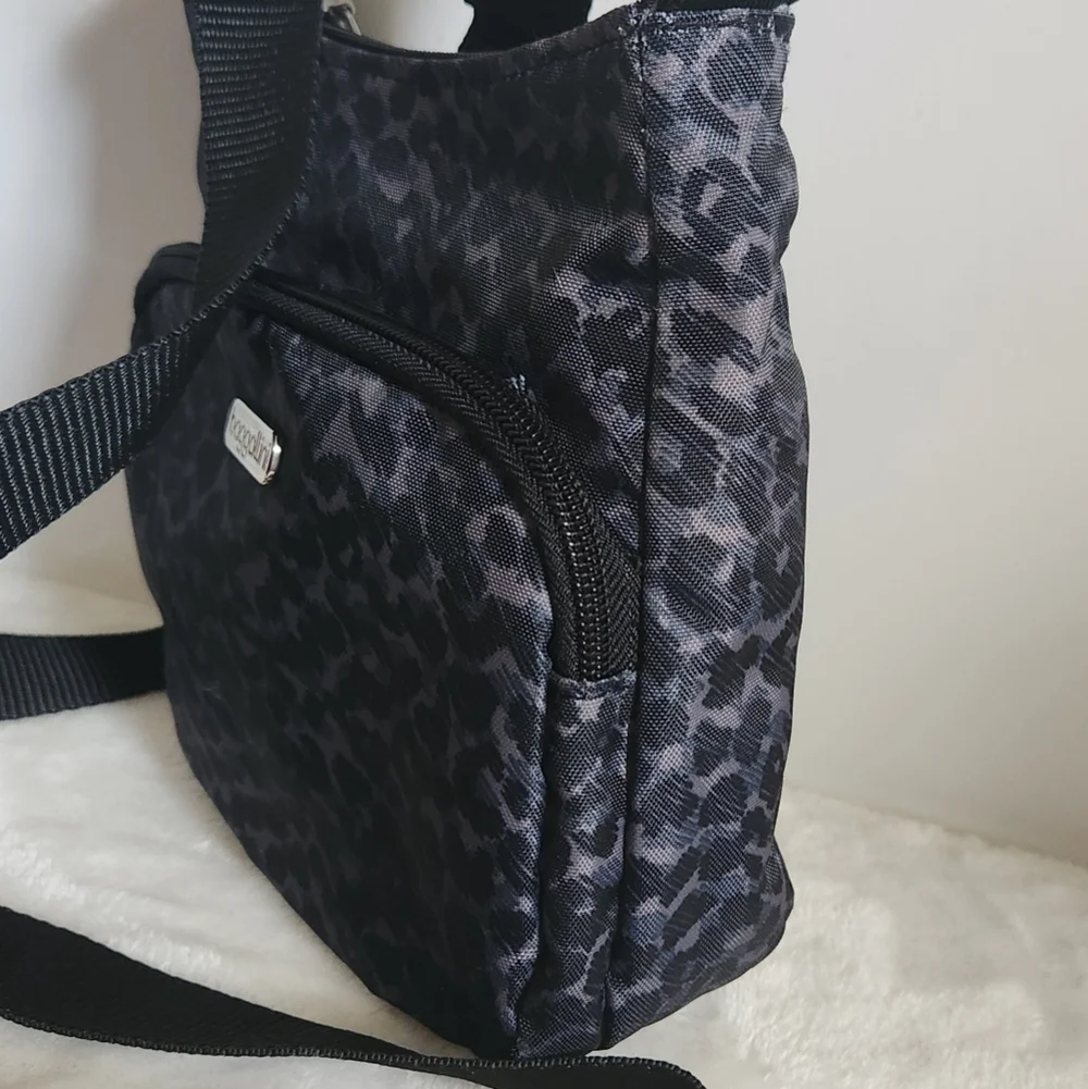 Baggallini Joey Black Gray Charcoal Cheetah Mini Crossbody Bag Purse